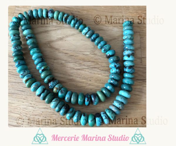 Enfilade turquoise Hubei taillée à la main 40 cm