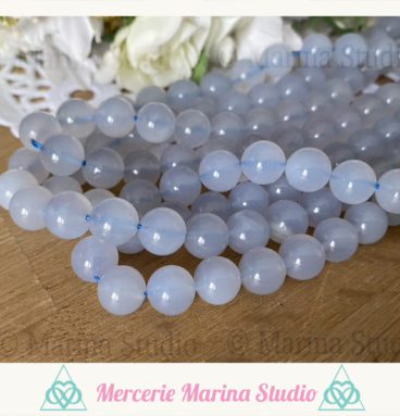 RARES Lot de perles en calcédoine bleue 8mm