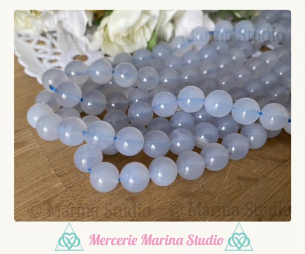 RARES Lot de perles en calcédoine bleue 8mm