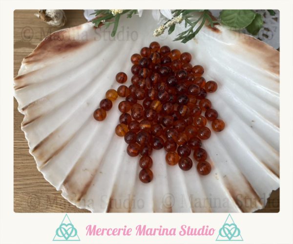 Véritables perles en ambre baltique 8mm ou 6mm couleur cognac – Image 2