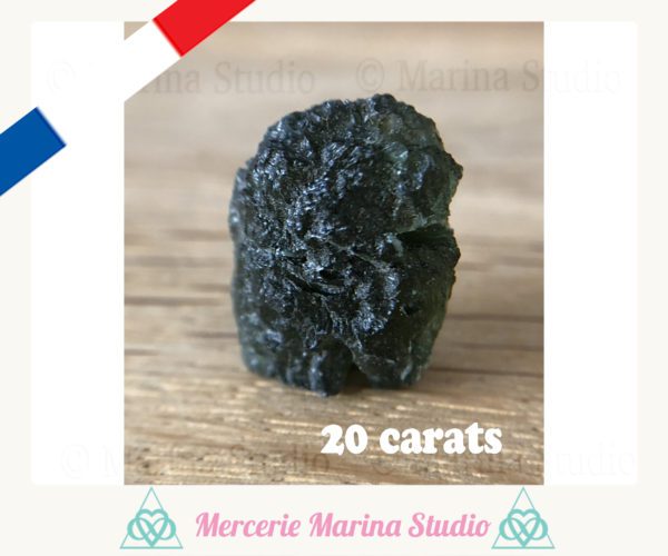 RARE Moldavite 20 carats de Nesmen République tchèque 100%naturelle et authentique – Image 4