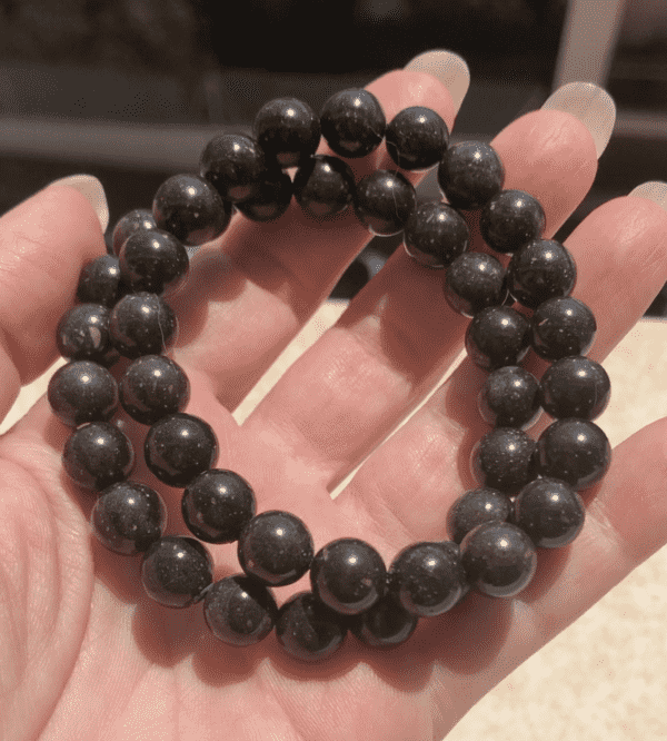 Bracelet en opale noire d'Australie
