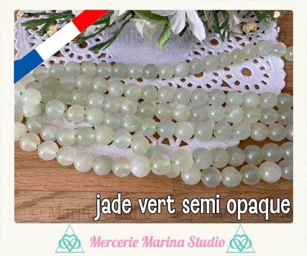 Lot de 10 perles en jade vert semi opaque 8mm