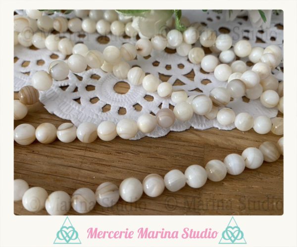 Lot de perles en nacre 8mm ou 6mm -perles de bénitier naturelle- – Image 2