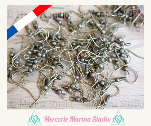 Destockage 50 crochets boucle d'oreille en couleur bronze (25 paires)