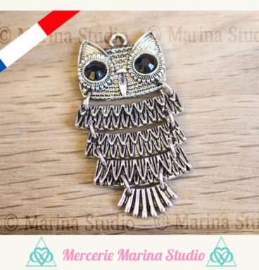 Pendentif hibou en métal argenté articulé 5cm