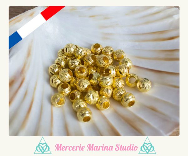 10 perles dépolie stardust couleur doré 8mm